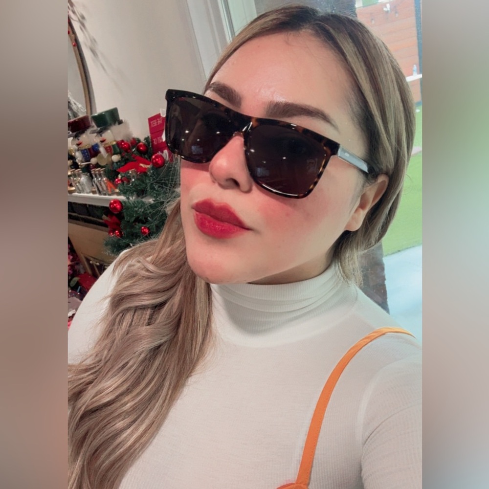 Hugo Boss Tortoise Shell Sunglasses - Picture 4 of 15